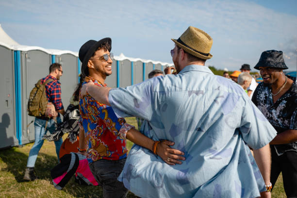 Best Portable restroom trailer rental  in Cerro Gordo, IL